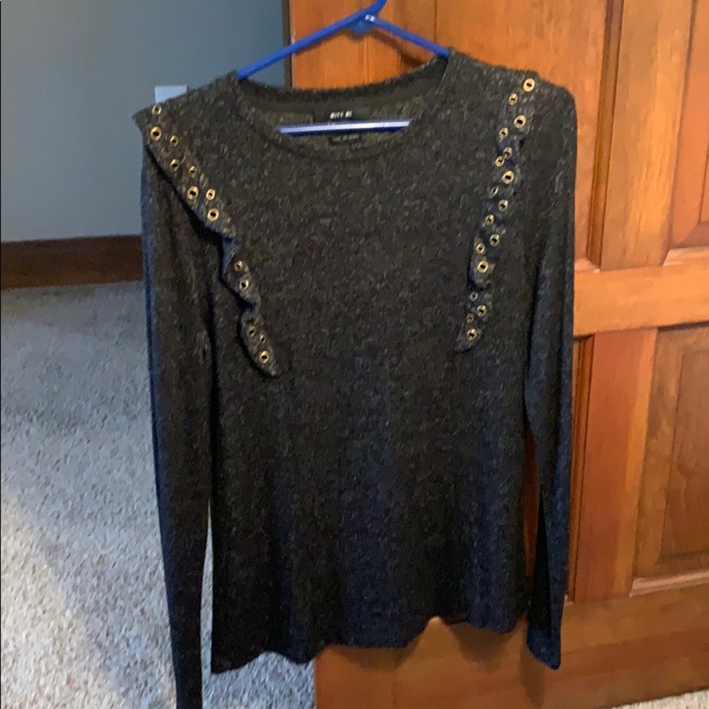 Long sleeve sweater